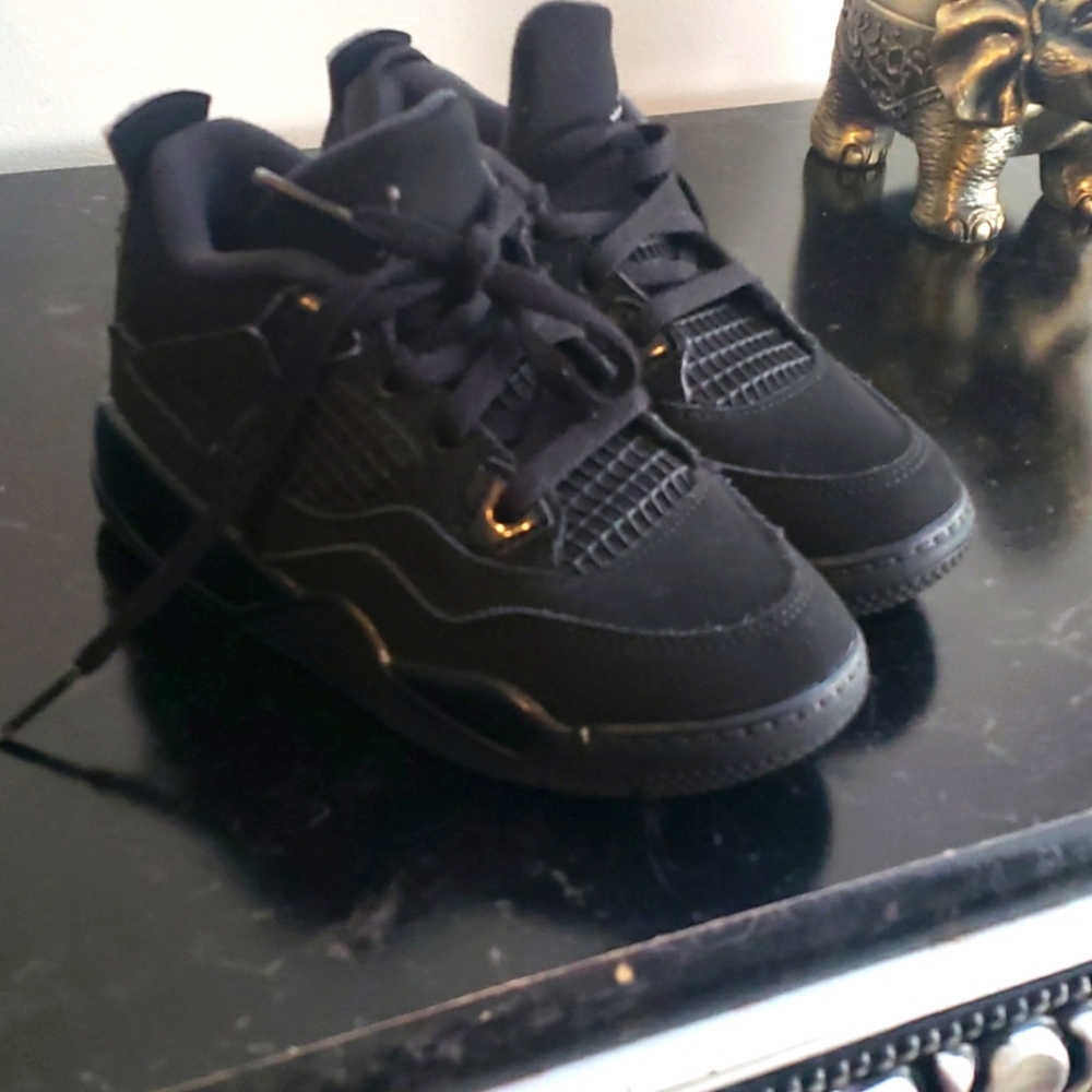 Jordan 4  retro sneakers 10c